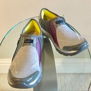 BZEES Balance Multicolor Slip-On Shoe